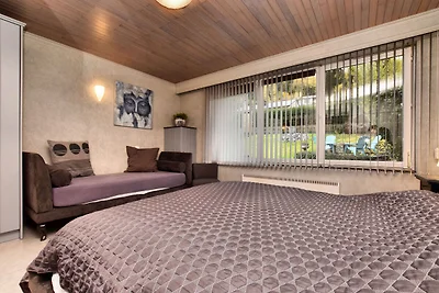 Jacuzzi Retreat, Ardenne