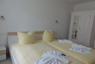 Met terras op het zuiden in het huis met uitz...