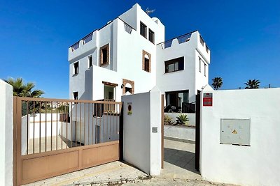 Villa con piscina privata vicino alla spiaggi...