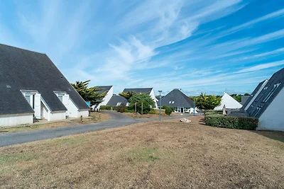 Vakantiehuis met verwarmd zwembad en uitzicht...