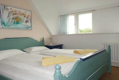 "Meeuw onder een rieten dak"