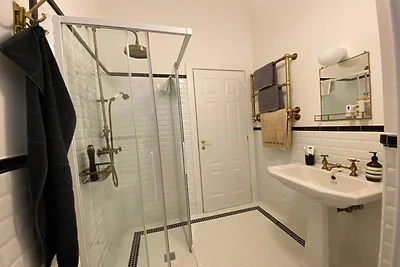 Wohnung in Vignone Villa-Umgebung