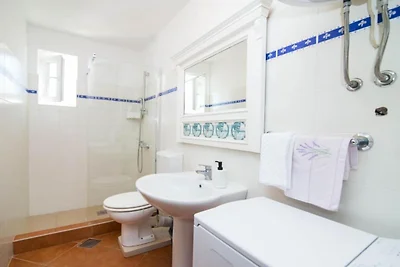 Apartments Bonic - Two Bedroom Apartment