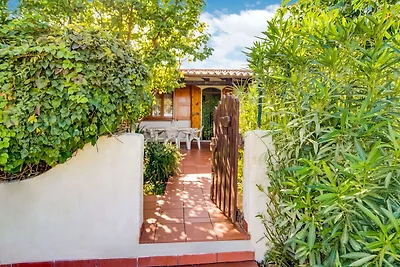 Bellissima villa con giardino arredato