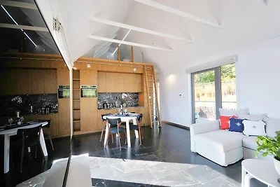 Ferienhaus mit privatem See und Strand