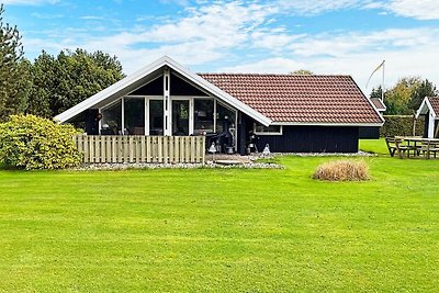 6 Personen Ferienhaus in Væggerløse-By Traum