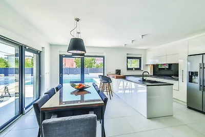 Modern Kastel Villa with Private Pool, Gym, a...