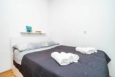 Apartment Joky - One-Bedroom Apartment