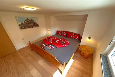 Freistehendes Haus mit Ofen, Terrasse und...