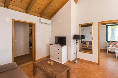 Villa mit 1 Zimmer und Terrasse