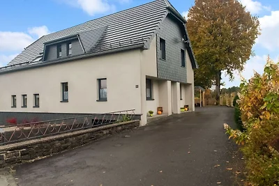 Ferienhaus in B�llingen mit Garten