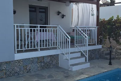Luxuriöse Villa in Loutra Griechenland
