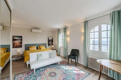 Villa a Grasse con giardino storico