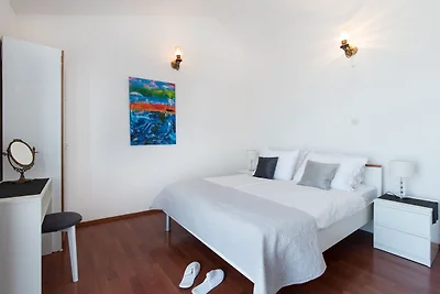 Sontuosa casa vacanze a Podstrana
