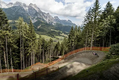 Leogang erleben: Ferienwohnung mit Bergblick