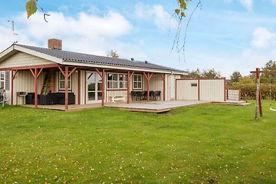Quiet Holiday Home in Ebeltoft with Terrace