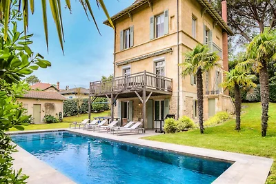 Hervorragende Villa Piscine Chauffée Arcachon