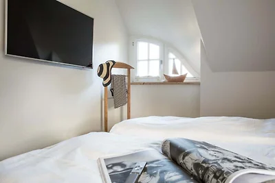 Reetdachhaus in Fuhlendorf mit Sauna nahe...