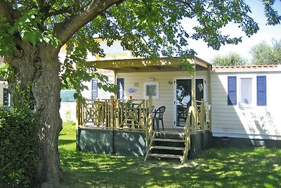 Bungalow auf dem Camping Fontanelle in Moniga...