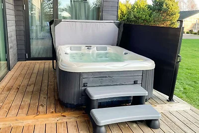Luxe retraite met spa -- By Traum...