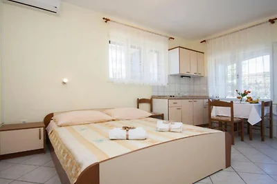 Guest House Stay & Smile Dolac Primošten - St...