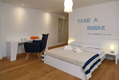 Villa mit Meerblick in Bol mit Sauna und...