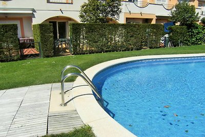Ferienhaus in Estartit mit Terrasse