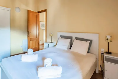 Appartement in La Garrotxa met uitzicht op he...