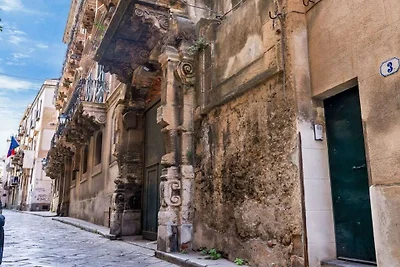 Casa Mirto in Piazza Marina