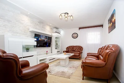 Guest House 4M Gregović - Three bedroom...