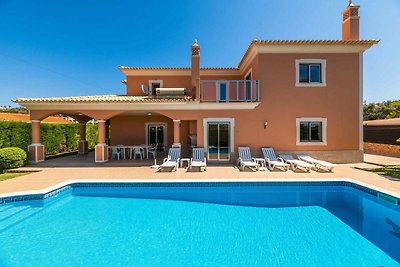 Villa spacieuse à Albufeira avec piscine...