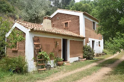 Cottage a Sao Luםs con spiaggia sul mare
