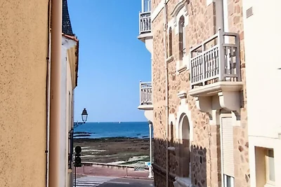 Villa in Les Sables in Strandnähe