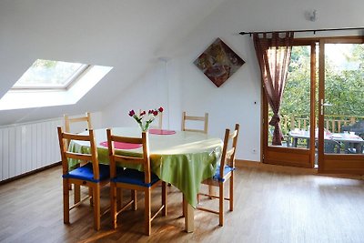 Apartment mit Dachterrasse und großem Garten-...