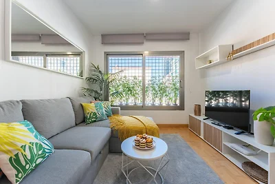 Stadtwohnung für 4 mit Parkplatz, Malaga