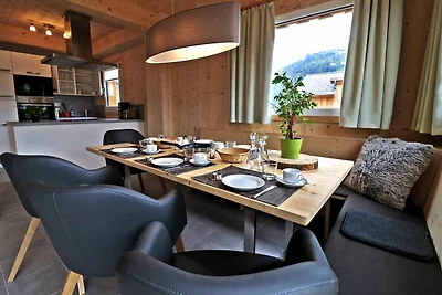 Großzügiges Chalet mit Sauna in Skipistenähe