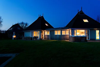 Familiehuis in Friesland met sauna en...