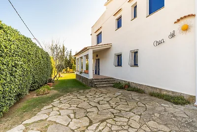 Villa mit privatem Pool und großem Garten