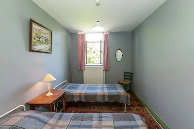 Spaziosa casa vacanze con giardino