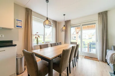 Ferienhaus in Scherpenisse mit Garten