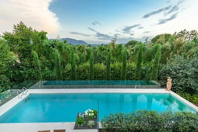 Moderne villa op het Toscaanse platteland