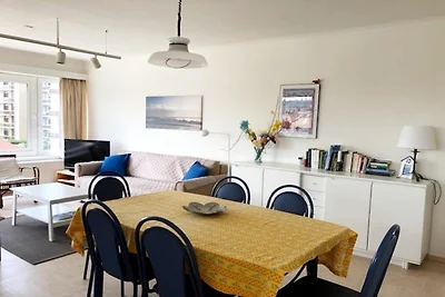 Appartamento d'angolo ben tenuto a Koksijde