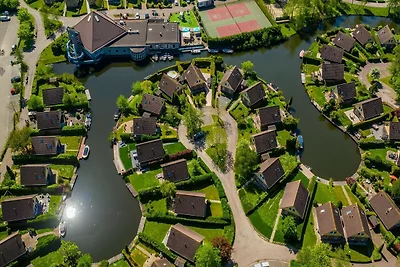 Schönes Haus mit Steg in der Nähe des...
