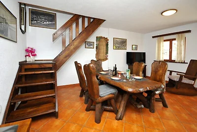Ferienhaus Barada in Seget Donji, in...