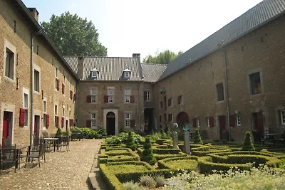 Moderne Villa in der Nähe des Stadtzentrums...