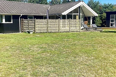 8 Personen Ferienhaus in Væggerløse