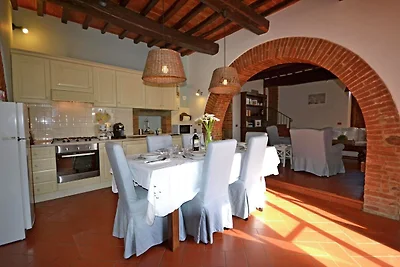Gemütliche Villa in Cortona mit Pool