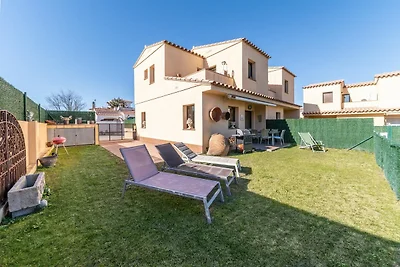 Schönes Haus mit privatem Garten
