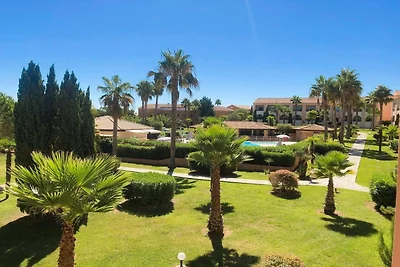 Spacious Family Stay Near the Beach