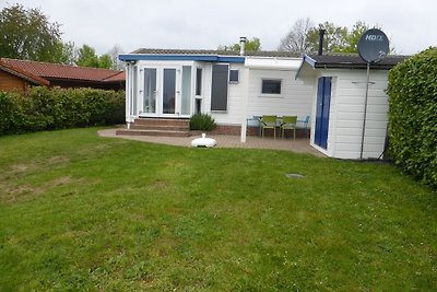 Schönes Chalet in Lathum mit Terrasse